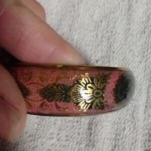 Brass decorative pink bangle bracelet heart 💕